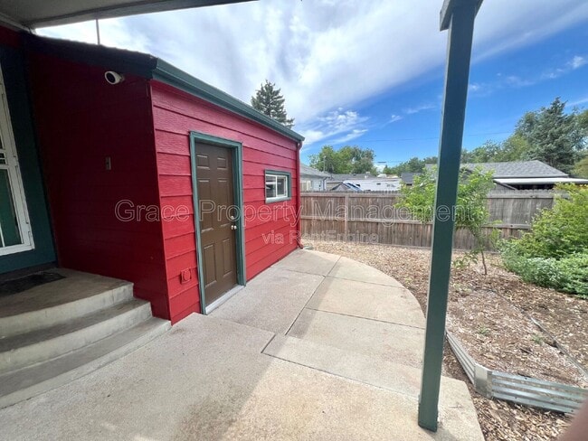 Building Photo - 1235 S Patton Ct