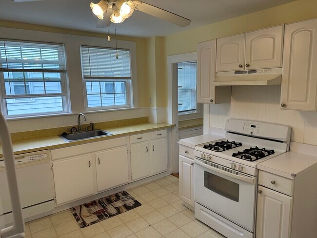 Building Photo - 21 Wiley Rd