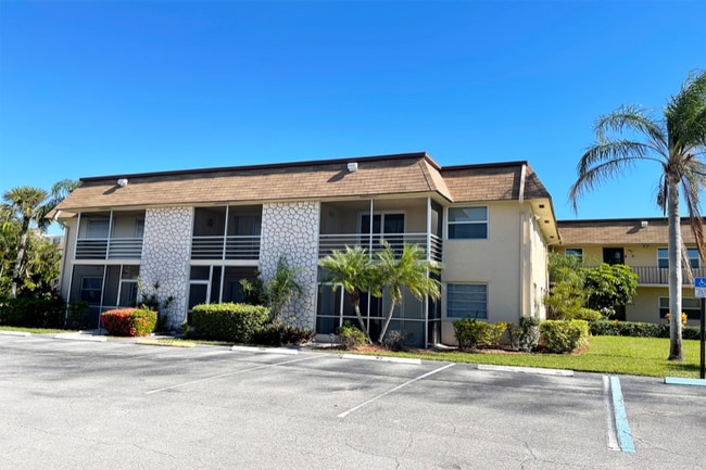 Building Photo - 1100 E Indiantown Rd