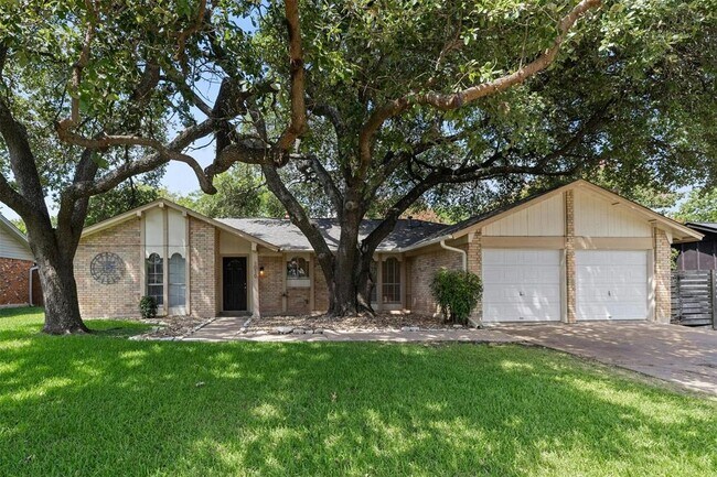Primary Photo - 1010 Red Cliff Dr
