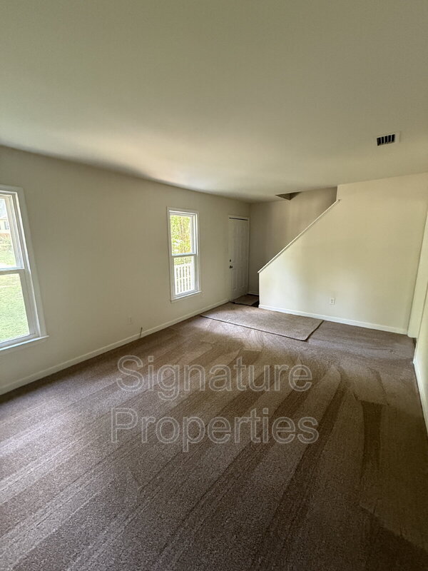 Building Photo - 12424 Sandbag Rd