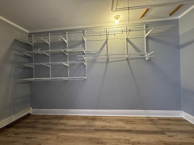 Building Photo - 240 Leda Ave