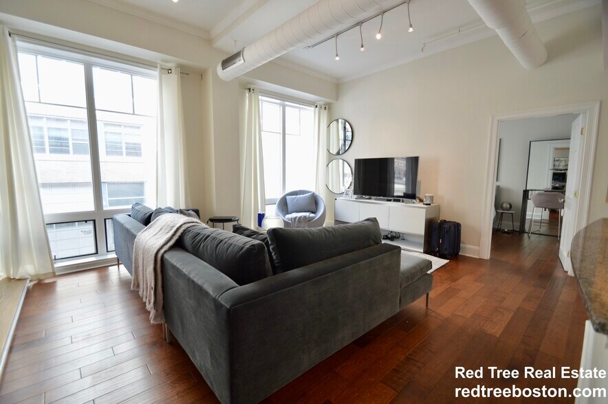 Building Photo - 139 E Berkeley St