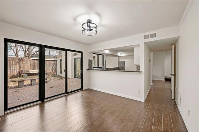 Building Photo - 5009 Milam St
