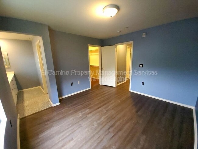 Building Photo - 10244 Artesia Blvd