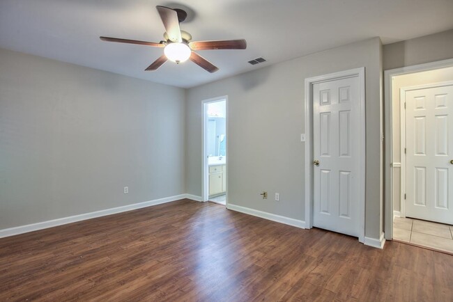 Building Photo - 7122 Towner Trce