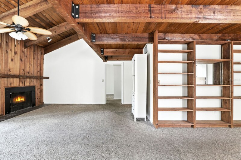 Building Photo - 211 Fairway Dr.