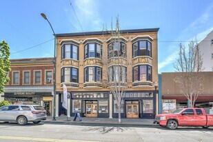 Building Photo - 337-341 Georgia St