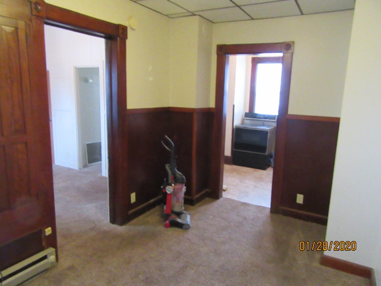 Building Photo - 435 N Park St