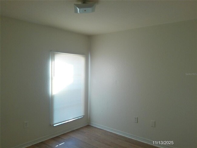 Building Photo - 949 Fox Lake Dr