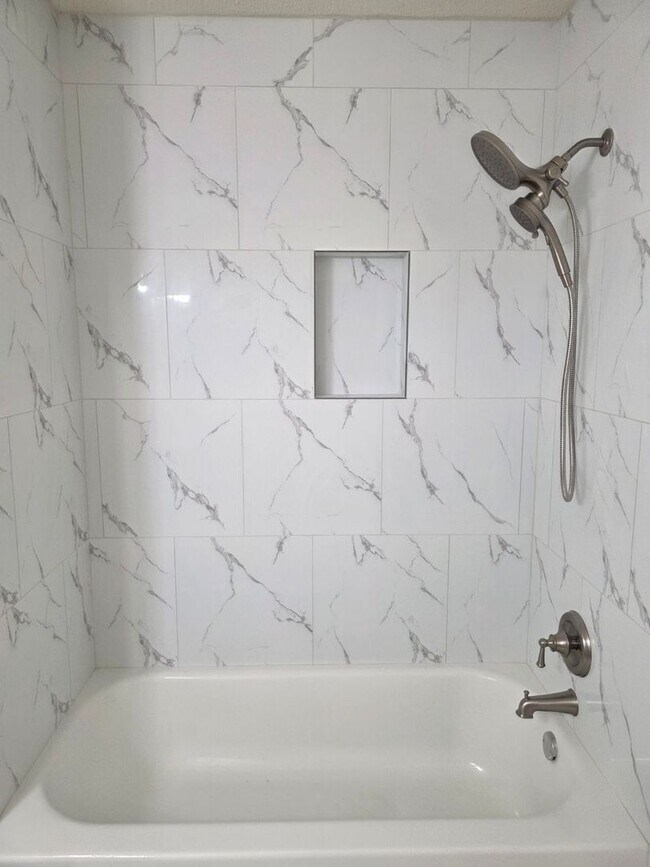 Building Photo - Spacious 3BR/2BA Home with 2-Car Carport & RV/Boat Parking