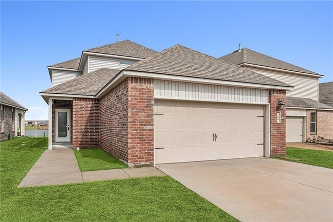 Building Photo - Spacious 4BR House in Slidell