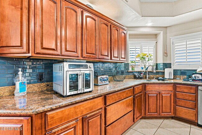 Building Photo - 13566 Emerald Coast Ln