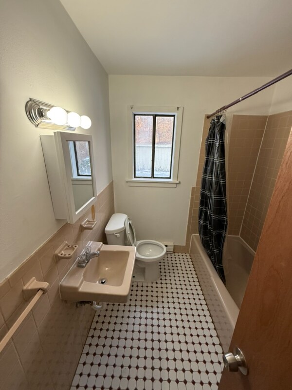 Building Photo - 67 Dallas Terrace