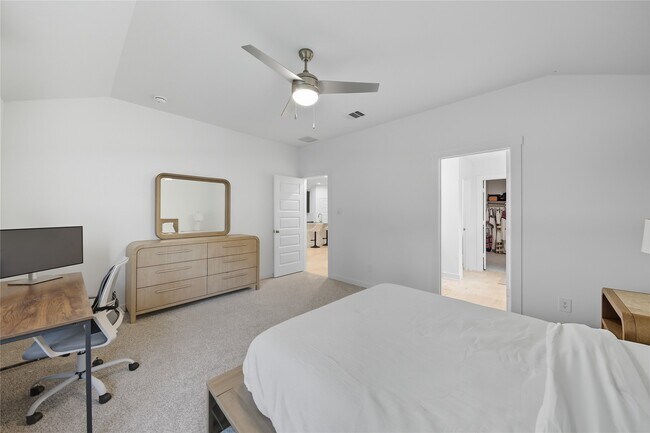 Building Photo - 1638 Westway Dr