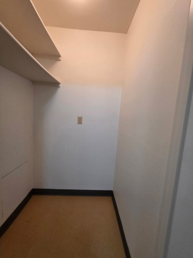 Building Photo - Liberty Lights Apartments G