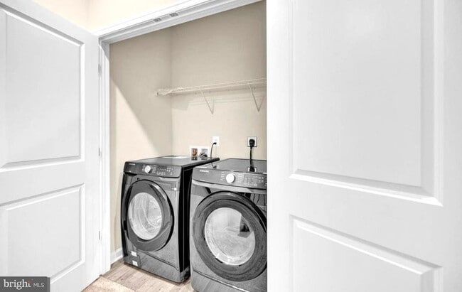 Building Photo - 1627 Field Sparrow Ter NE