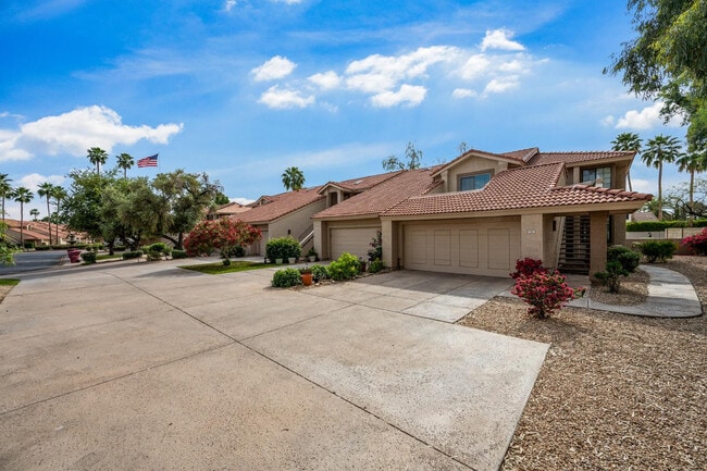 Building Photo - 11515 N 91st St