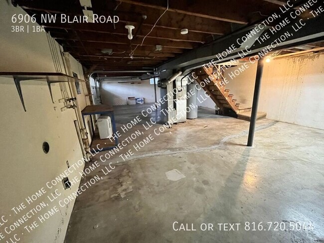 Building Photo - 6906 NW Blair Rd