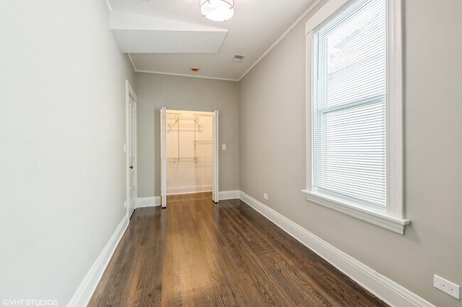 Building Photo - 3821 N Whipple St