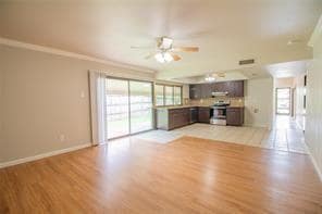 Building Photo - 1379 Cherry Hill Ln