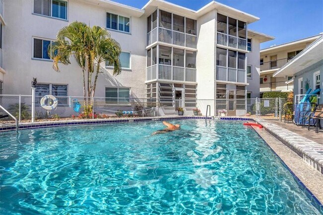 Building Photo - 708 S Tamiami Trl