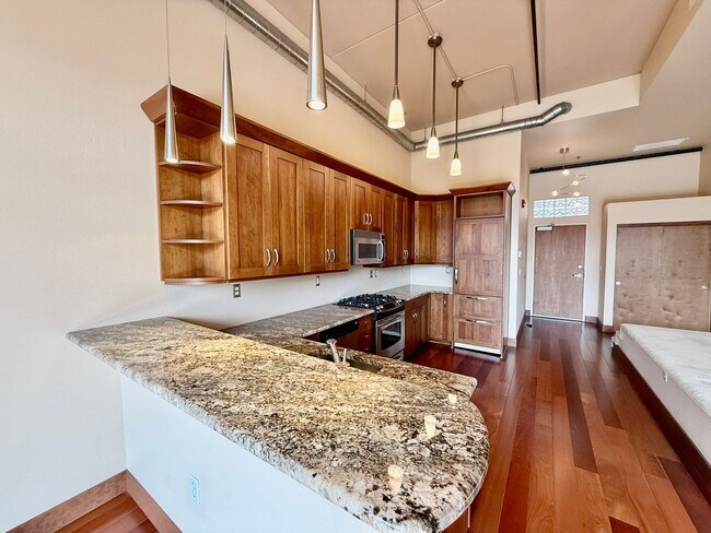 Building Photo - Luxury Studio in the Heart of Downtown Colorado Springs – All utilities included-Premium Living w...