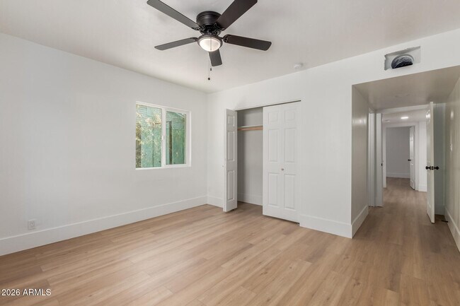 Building Photo - 1743 W Verde Ln