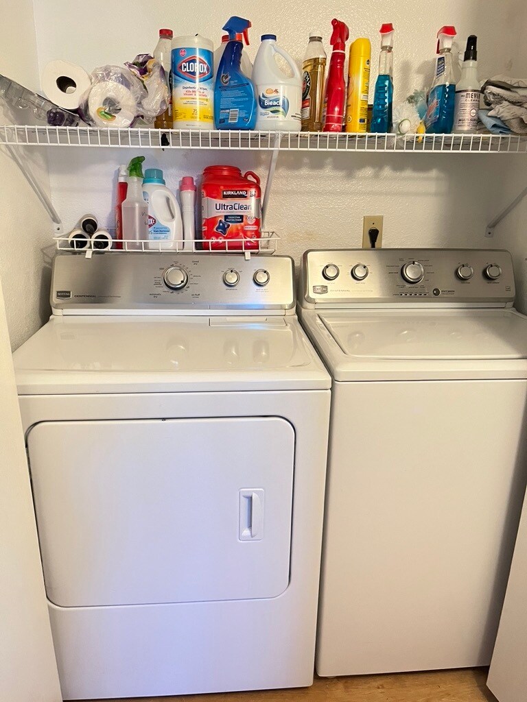 Washer and Dryer - 425 S Parkcrest