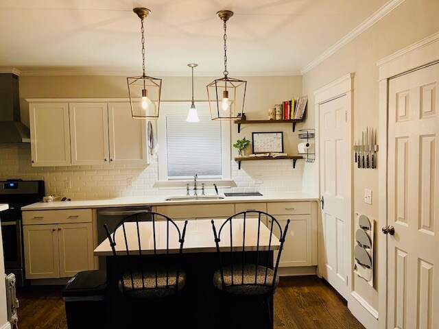 kitchen area - 47 Cathedral Ave