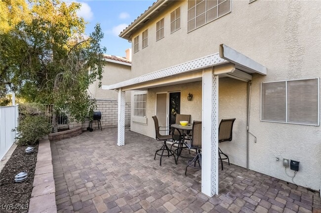 Building Photo - 109 Broken Rock Dr