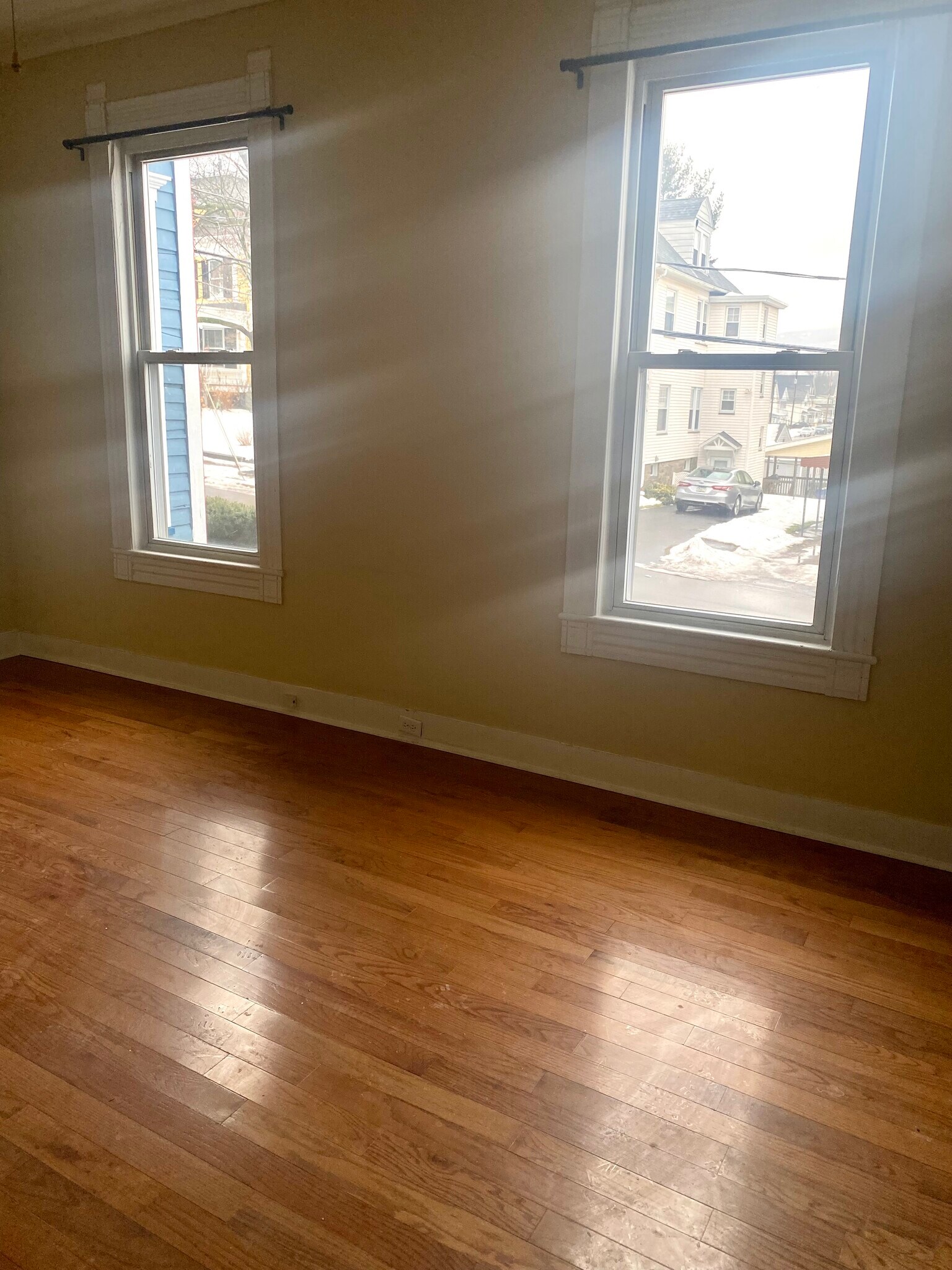 Building Photo - 800 Electric St