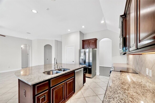 Building Photo - Summer Cloud Lane, Pearland, TX 77584 - 4 BR 2.5 BA single-family home