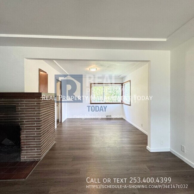 Building Photo - 2021 E 72nd St