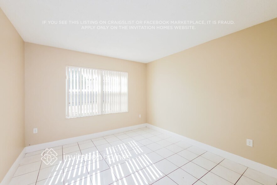 Building Photo - 5487 NW 186th St