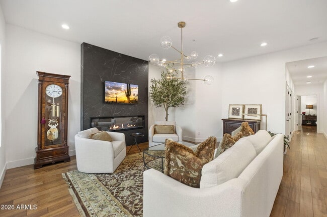 Building Photo - 8270 Hayden Rd