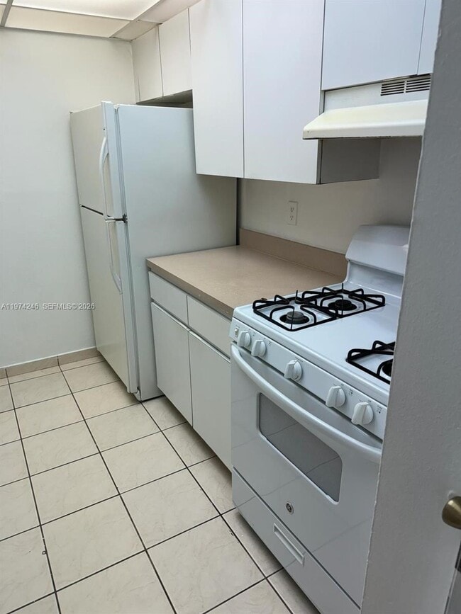 Building Photo - 18101 NW 68th Ave