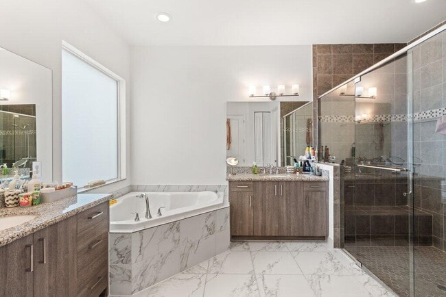 Building Photo - 13185 Mount Columbia Terrace