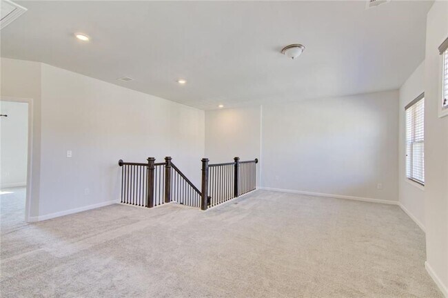 Building Photo - 7107 Branch Creek Cove