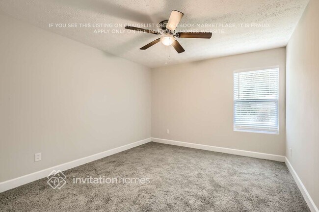 Building Photo - 11093 Mandarin Station Dr E