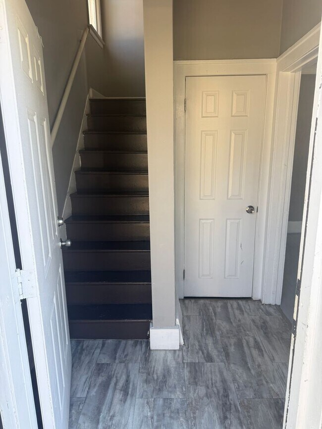 Building Photo - Cozy 3-Bedroom Home in Detroit