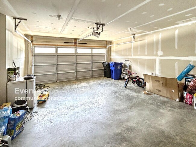 Building Photo - 3817 Drayton Ct