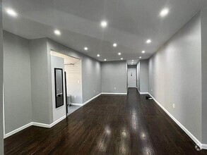 Building Photo - 2 bedroom in BRONX NY 10462