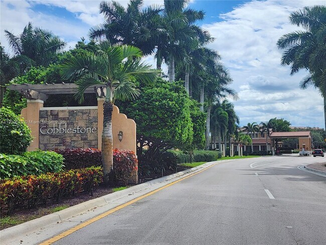 Primary Photo - 14722 SW 12th St