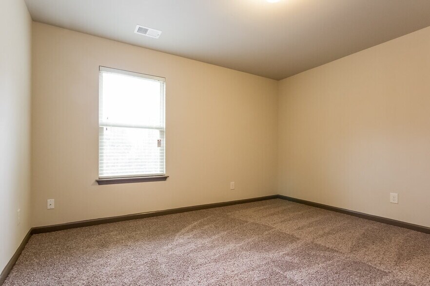 Building Photo - 651 Sweet Ashley Way