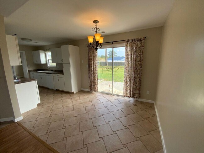 Building Photo - Welcome to Foxtrace!