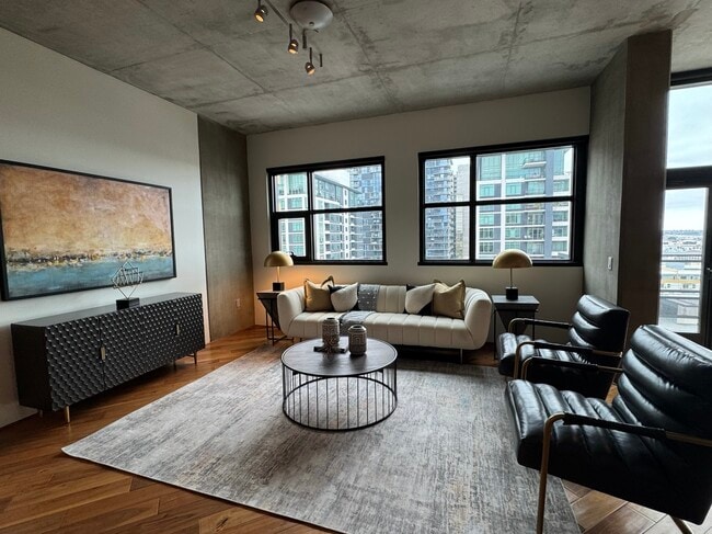 Building Photo - 1494 Union St