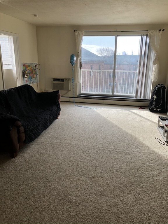 Building Photo - 123 Sewall Ave