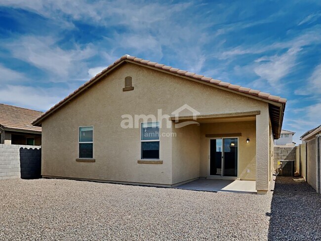 Building Photo - 4214 S 105th Dr