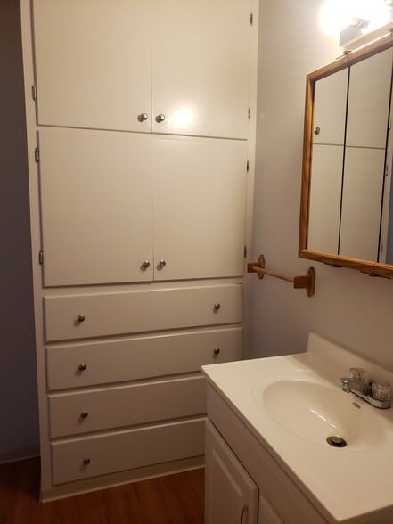 Bathroom - 306 1st Ave